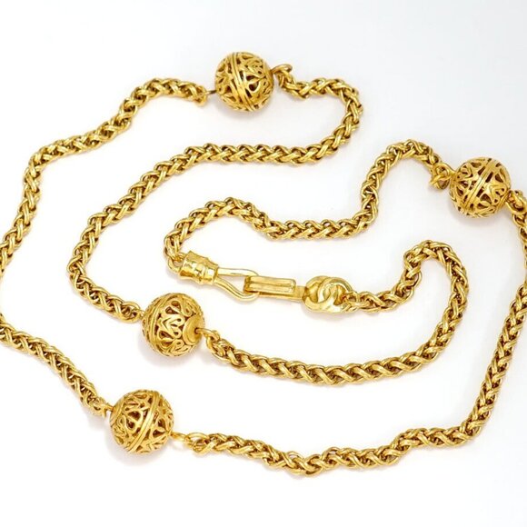 CHANEL Filigree Ball charm Necklace 35" Gold Tone 95A Auth #793-35 - Picture 1 of 8